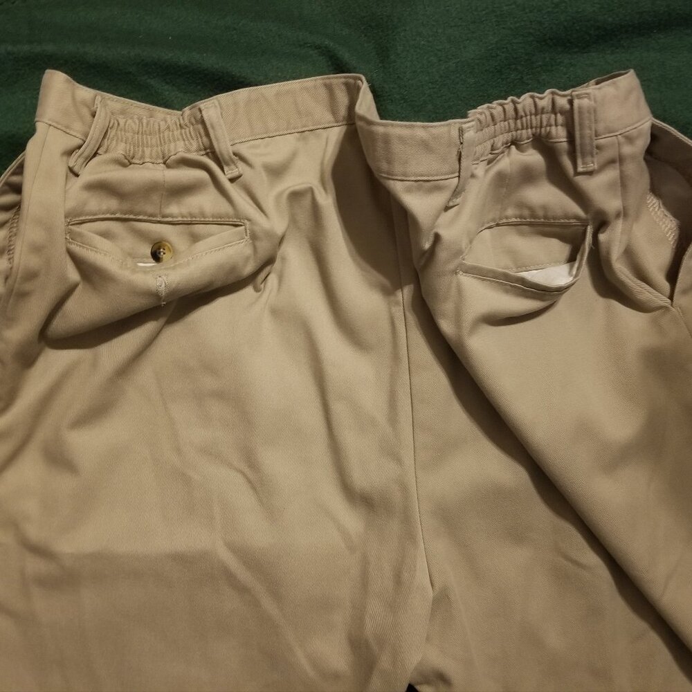 Legendary Gold 44 x 30 tan khaki pants with expanding waist band - Picture 6 of 7